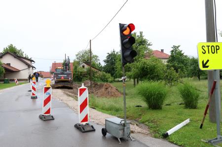 NOVO POSTAJALIŠČE GORENJE OTAVE ZAČETEK GRADNJE 01 FOTO LJUBO VUKELIČ